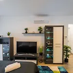 Myflat Coral 8 Siófok